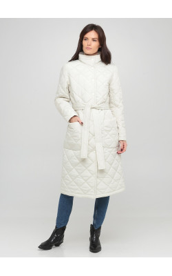 Стеганное пальто молочного цвета на кнопках
