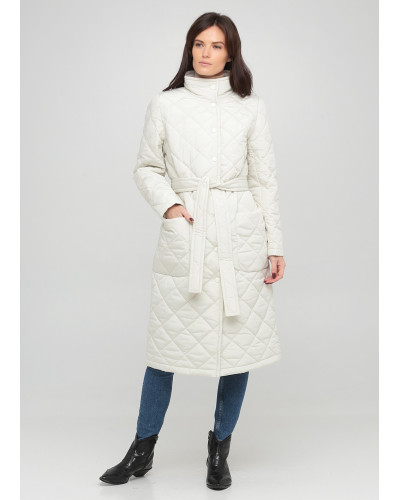 Утепленное стеганое молочное пальто