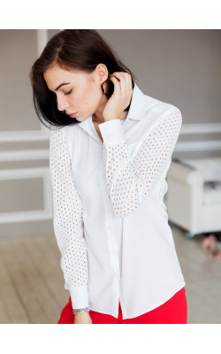 Белая рубашка со спинкой с кружева