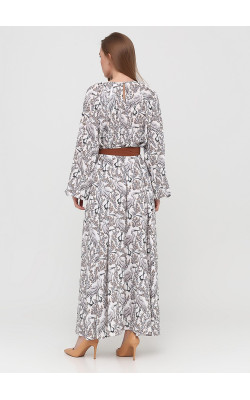 Белое платье миди с анималистическим принтом