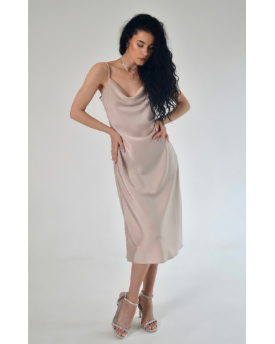 Пудрова атласна сукня комбінація